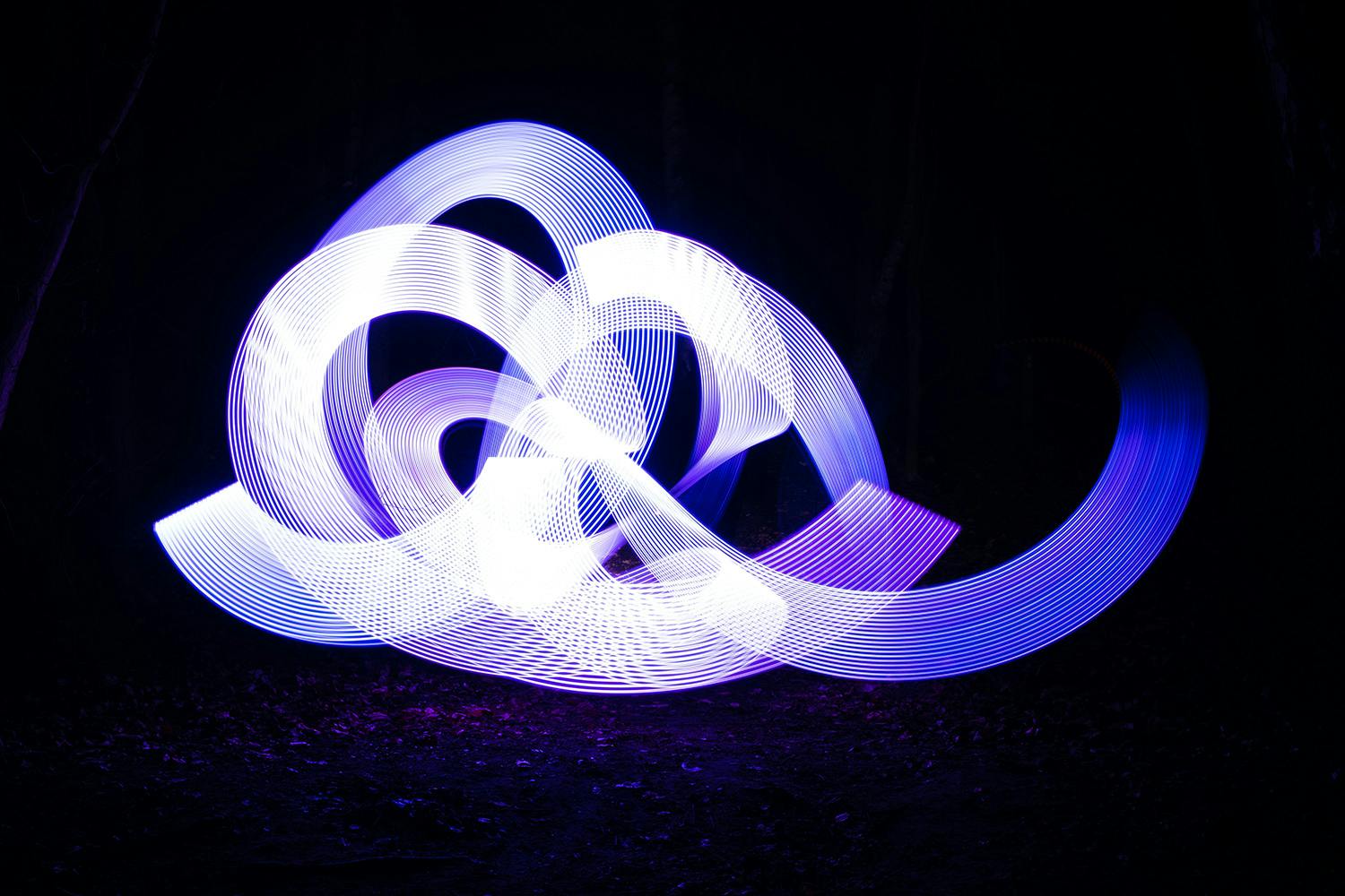 mal med lys 1320970904 Lysmaling i mørket